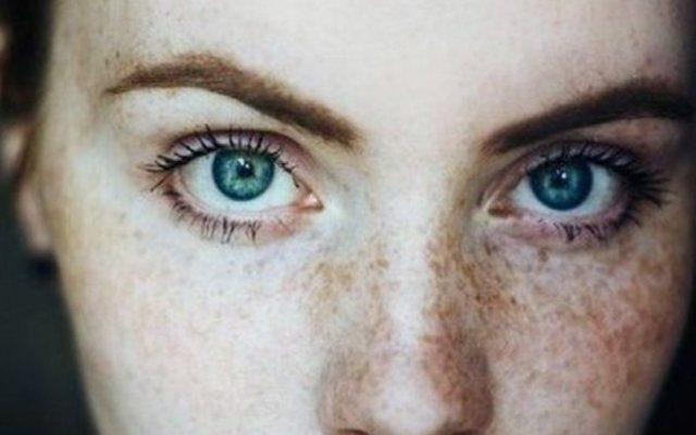 Cuidado diário Como a Humidade Pode Afetar a Hidratação dos Olhos